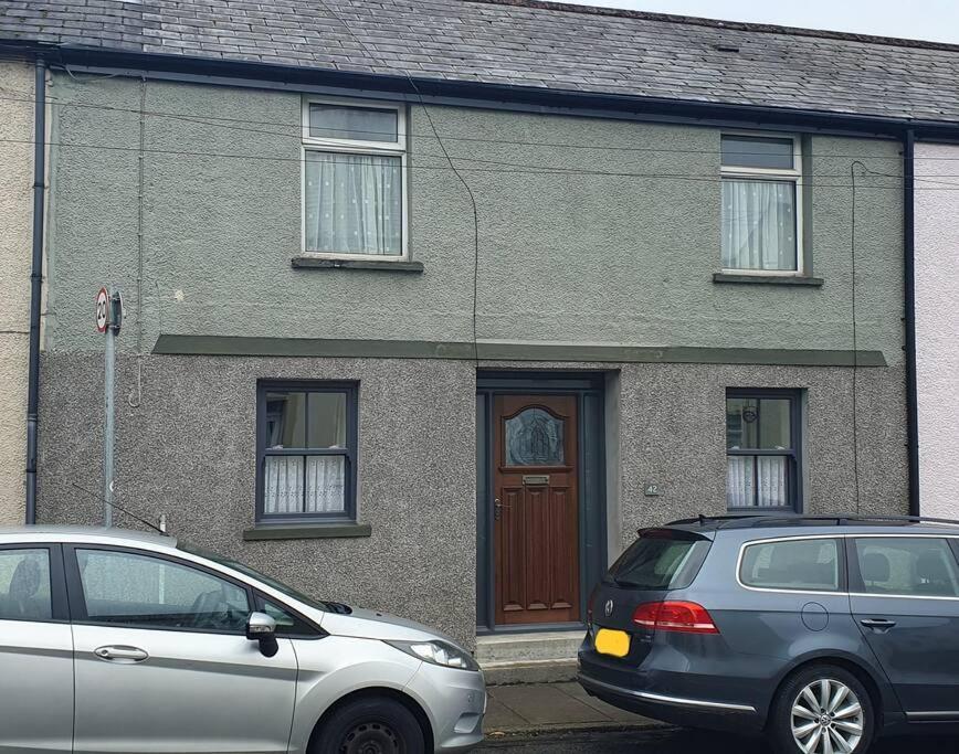 Ty Taf 2 Bed Cottage With Deck & Easy Transport Links Cardiff Eksteriør billede